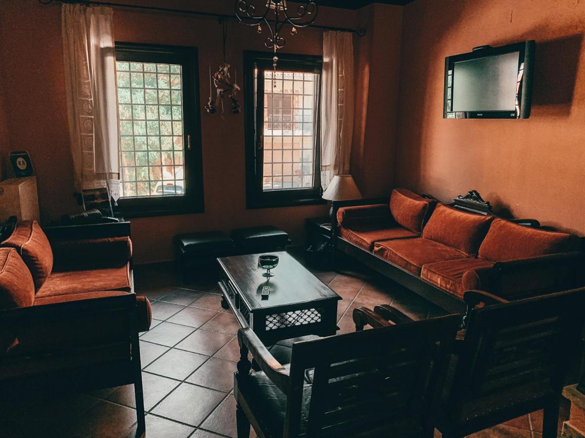 Elena Guesthouse Kalambaka Bagian luar foto